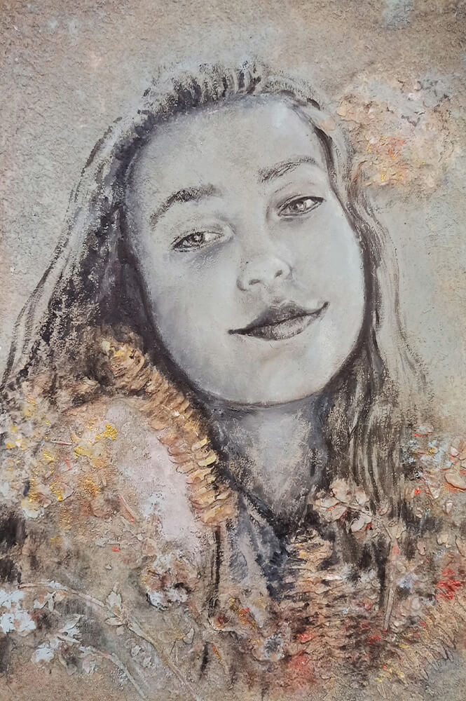 Portret dziewczyny, 40/30 cm, akryl + media na płycie, 2020 r.